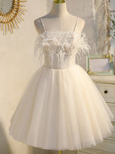 Elegantes vestidos de fiesta de princesa de tul con tirantes finos y sin mangas